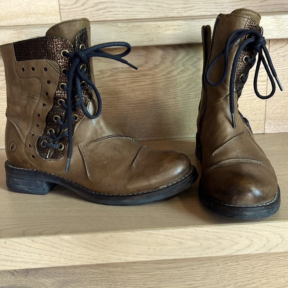 Casta Made in Portugal Brown Leather Boots